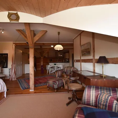 Spacious With Sauna In *